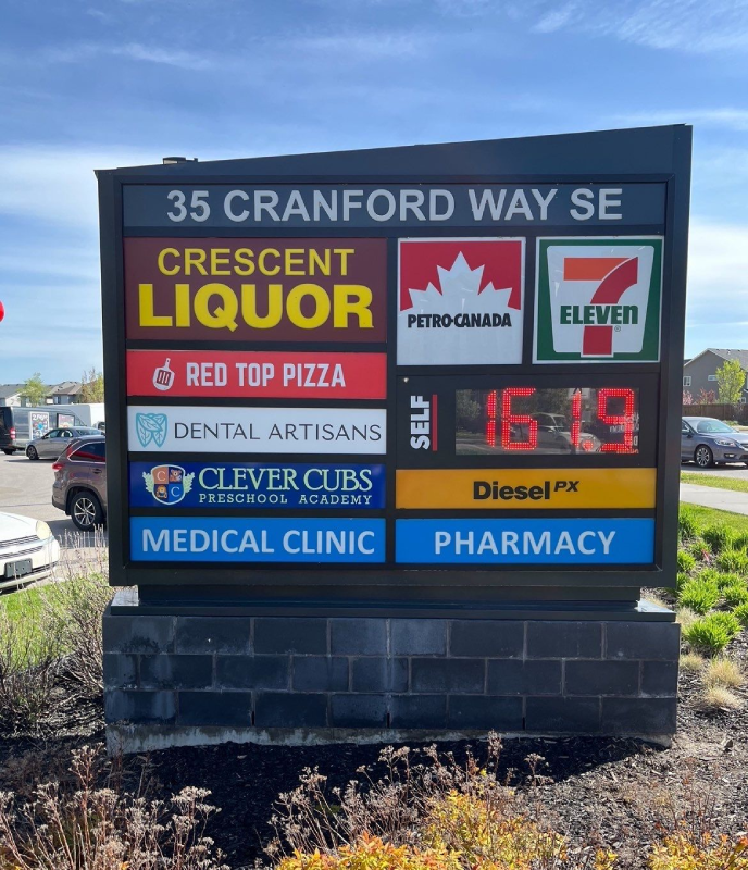 Monument / Pylon Signs